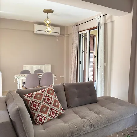 Il Gusto - Seaview Retreat!