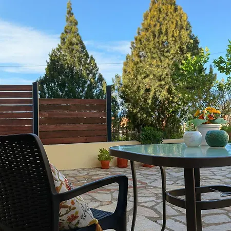 Il Gusto - Seaview Retreat! * Avía