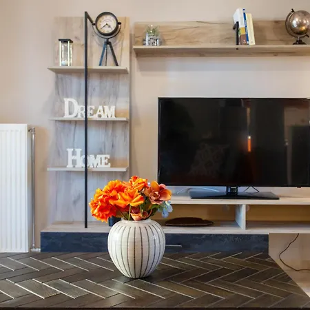 Il Gusto - Seaview Retreat! Avía